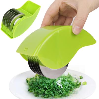 Herb Roller Chopper Manual Hand Scallion Chive Mint Cutter with 6 Stainless Steel Blade Detachable Kitchen Vegetable Chop Tools