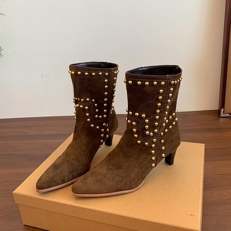 

Versatile fashion boots 2025 new large size autumn pointed French rivets solid color women s shoes 42 коричневый