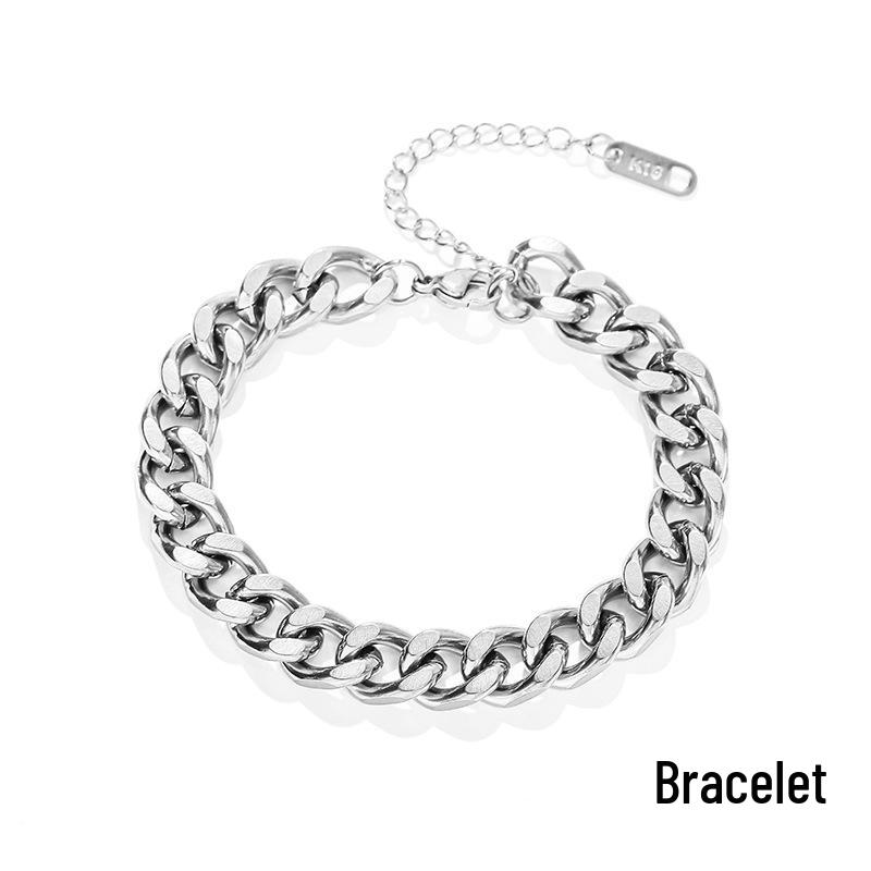 Men’s 18K Gold Cuban Link Bracelet: Trendy, Smooth, Shiny, Hip-Hop Inspired for Street Dance
