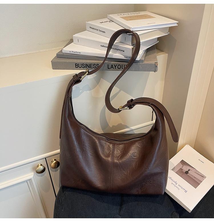 

Ретро сумка женская большой вместимости осенне-зимняя универсальная повседневная на плечо мессенджер сумка для поездок на работу сумка-пельмень