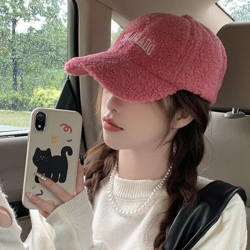 Style Korean Elegant Baseball Cap With Customizable Size And Trendy Embroidery For Looks Fashionable