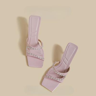 Französische Hausschuhe Damen 2025 Sommer neu Abendbrise Temperament schöne Strass Wort lila Stiletto-Sandalen