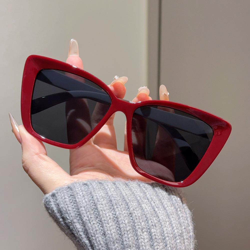 Fashion Large Frame Cat Eye Sunglasses For Women Men Retro Square Sun Glasses UV400 Protection Goggle Fashion Eyewear Shades