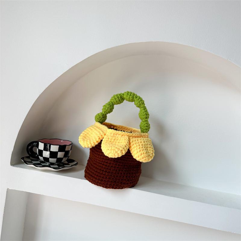 

Korean Style Handwoven Plush Snack Bag For Kids Adorable Floral Design For Girls коричневый