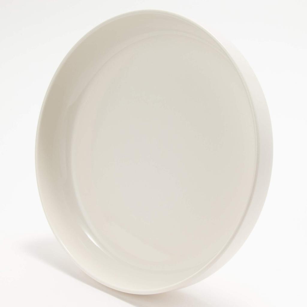 MIKASA Curry and Pasta Plate, Weekend, White, Diameter 23cm X Height 3.8cm, 450ml Capacity, Microwave, Dishwasher, and Oven Safe, T-789414