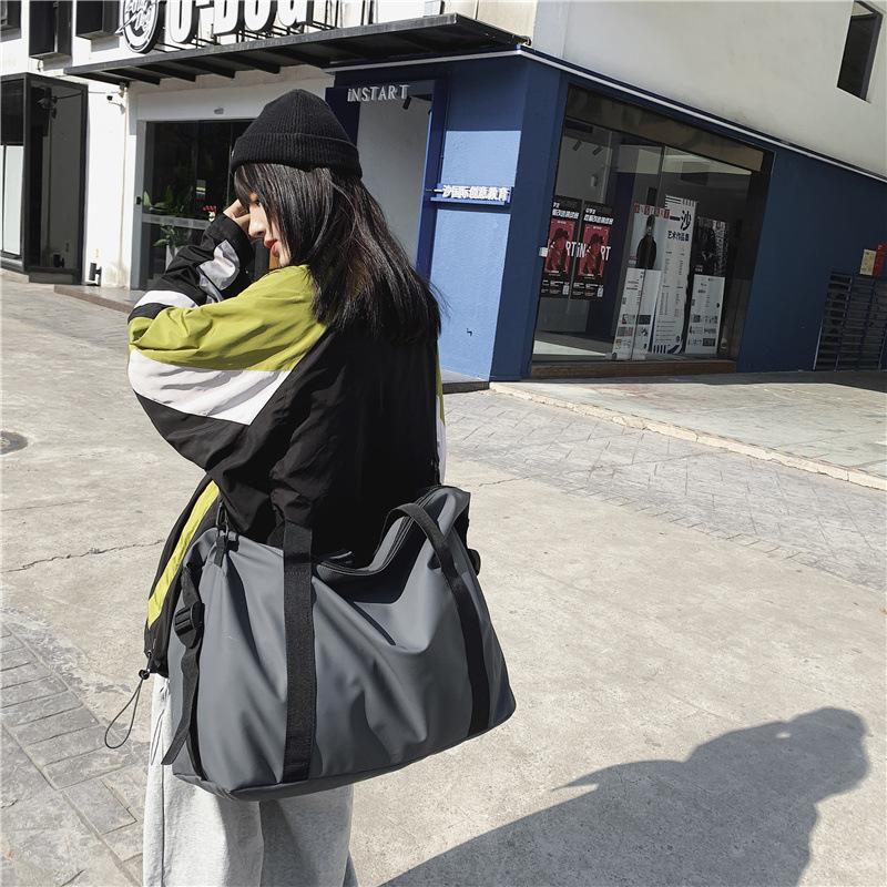 Fitness travel bag Sports large-capacity portable waterproof business trip short-distance duffel bag Light bag Men's sports bag