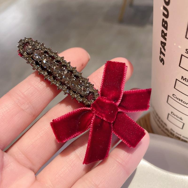 Sweet Bow Rhinestone Hair Clips for Girl New Year Headwear Red Velvet Bowknot Duck Tongue Clips Kids Sided Clips Bangs Clips