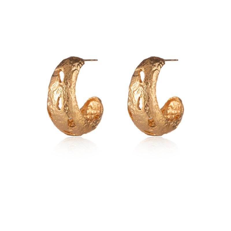 Lava texture hollow C ring earrings earrings niche sculpture metal earrings high-end personalized fashion earrings