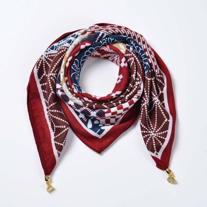 Hot-selling women's autumn and winter warm magnetic triangle neck protection scarf four seasons versatile velvet decorative scarf