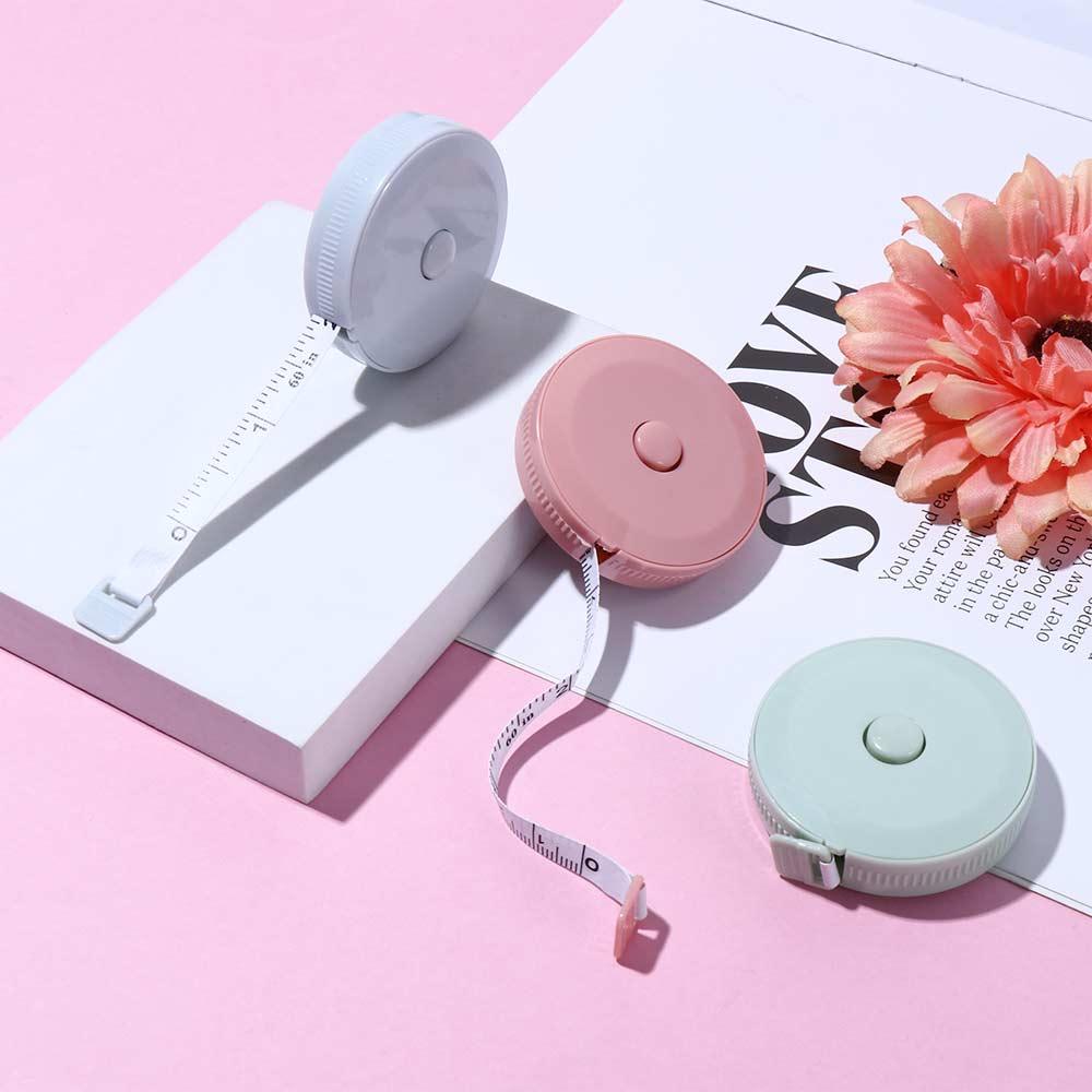 Bürowerkzeug Höhen-Zentimeter-Messwerkzeug Messlineal misst einziehbare Lineale Rollenbänder