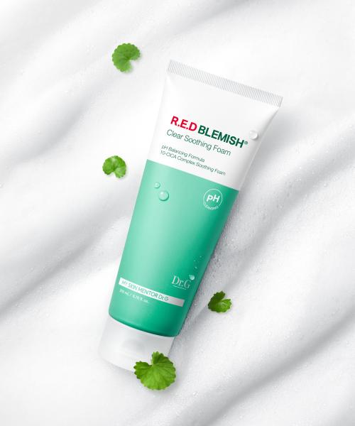 

Dr.G Red Blemish Clear Soothing Foam 200mL Large Size FREE