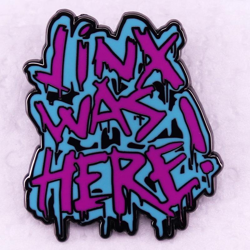 Jinx Brooch - League of Legends Accessory