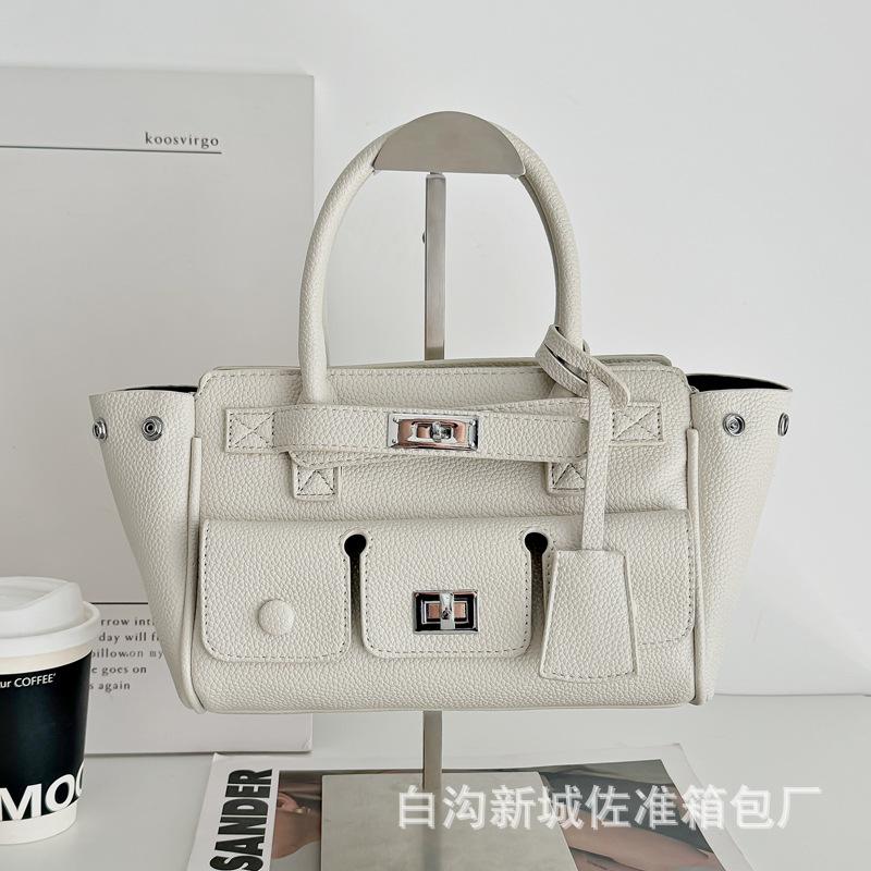 

Popular high-end underarm bag for women, large-capacity tote bag, new fashion commuter bag for women білий