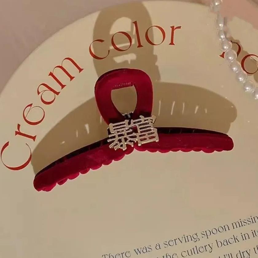 Lucky Red Flocking Shark Clip Festive Chinese New Year Hair Grab Fashion Wealth Hair Claw  Daily