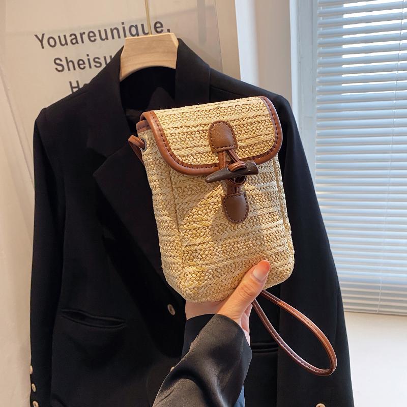 Retro straw crossbody bag for women monochromatic shoulder messenger bag