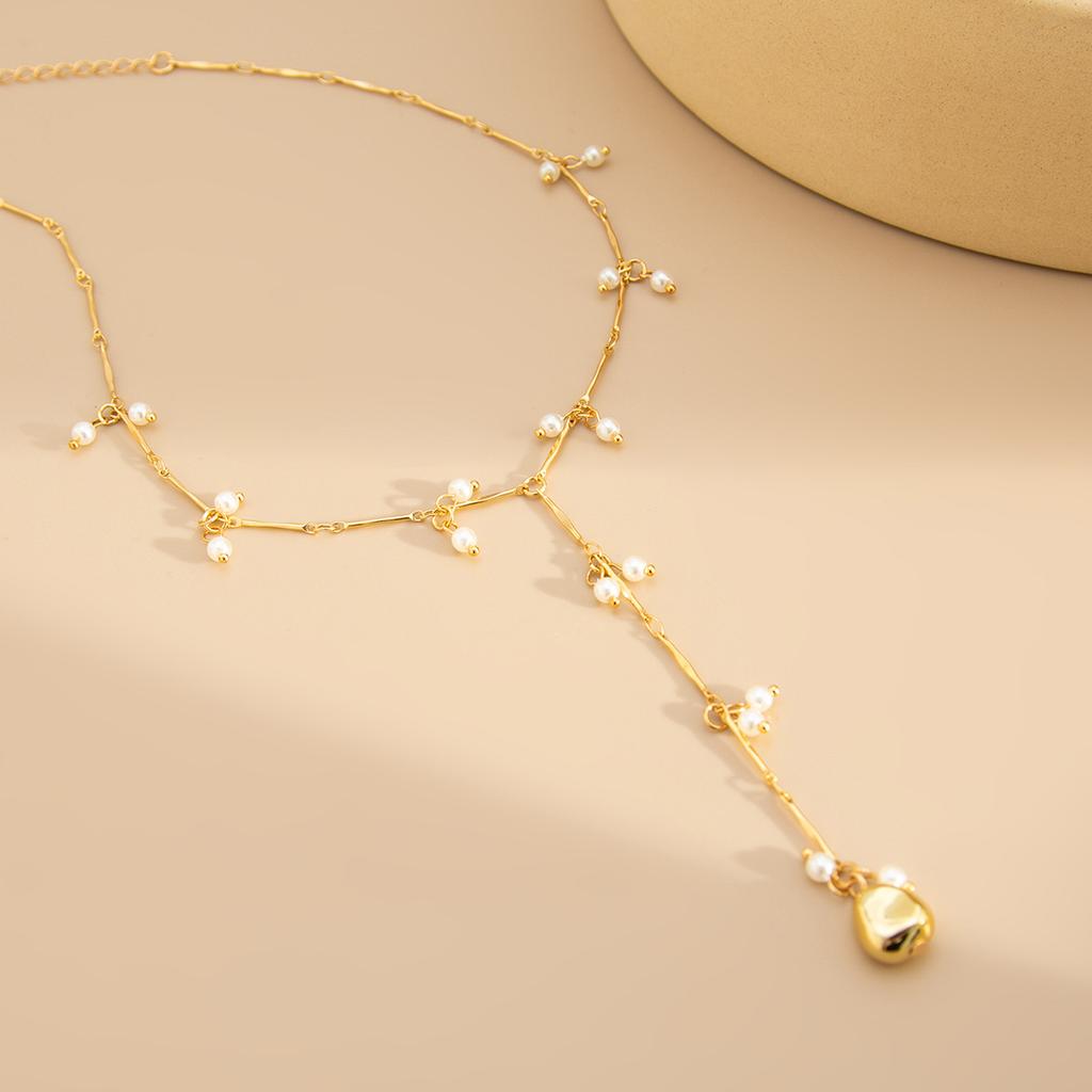 Simple Style Imitation Pearl Collarbone Necklace Female, Design Sense Y Word Metal Bone Chain Necklace