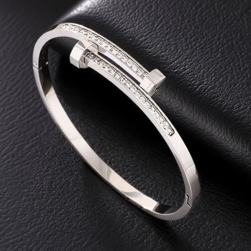 European and American Titanium Steel Nail Bracelet with Diamond Inlay - Colorfast, Versatile, Stainless Steel Wristband