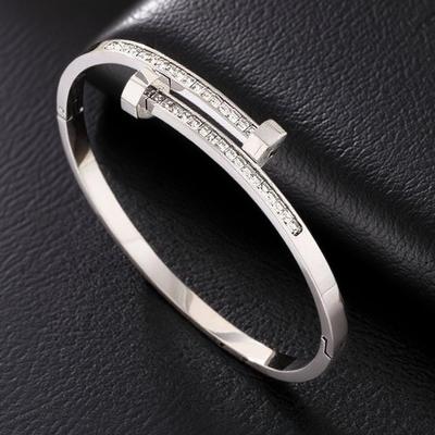 European and American Titanium Steel Nail Bracelet with Diamond Inlay - Colorfast, Versatile, Stainless Steel Wristband