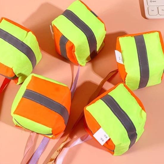 Stoff Fußsack mit Tragegurt Reishülsen gefüllt Handgemacht Wurf-Beanbag Kinder Erwachsene Anfänger Indoor Outdoor Spielen Bunter Kickball Spielzeug