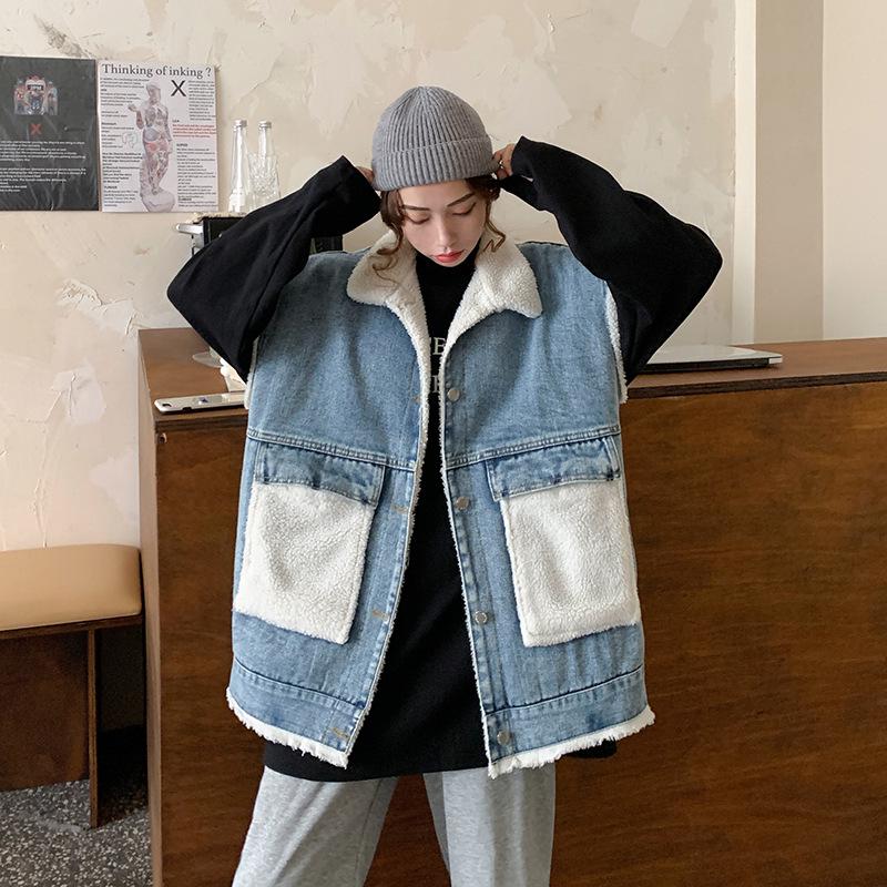 Lamb Wool Splicing Denim Vest for Women - Autumn/Winter Fashion Loose Pocket Waistcoat