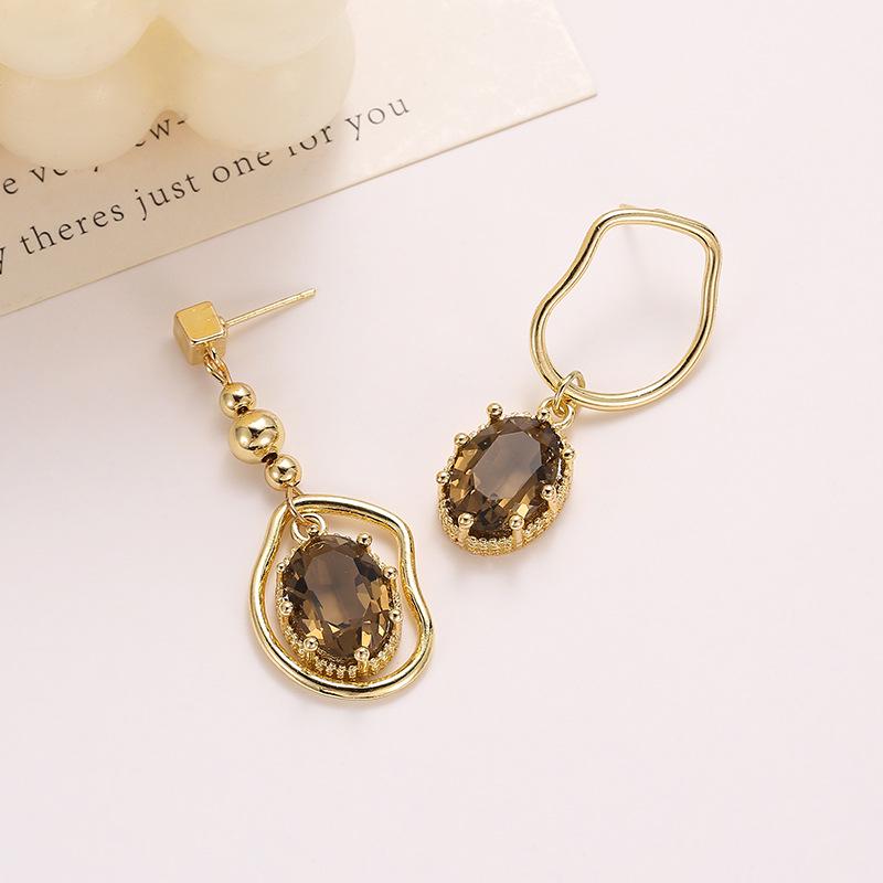 Pendientes de Cristal Asimétricos de Alta Gama - Moda Lujosa Retro Color Té para Mujeres Sofisticadas