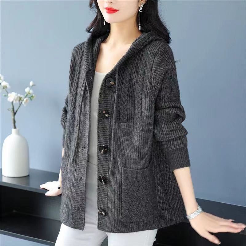 Cardigan de malha grossa com capuz para mulheres de meia-idade e idosas em comprimento curto
