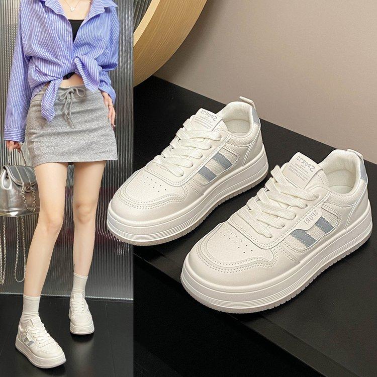 Leder Dicksohlige Erhöhende Kleine Weiße Schuhe Damenschuhe 2025 Herbst Neu Atmungsaktive Lässige Sportschuhe Vielseitige Boardschuhe Damen