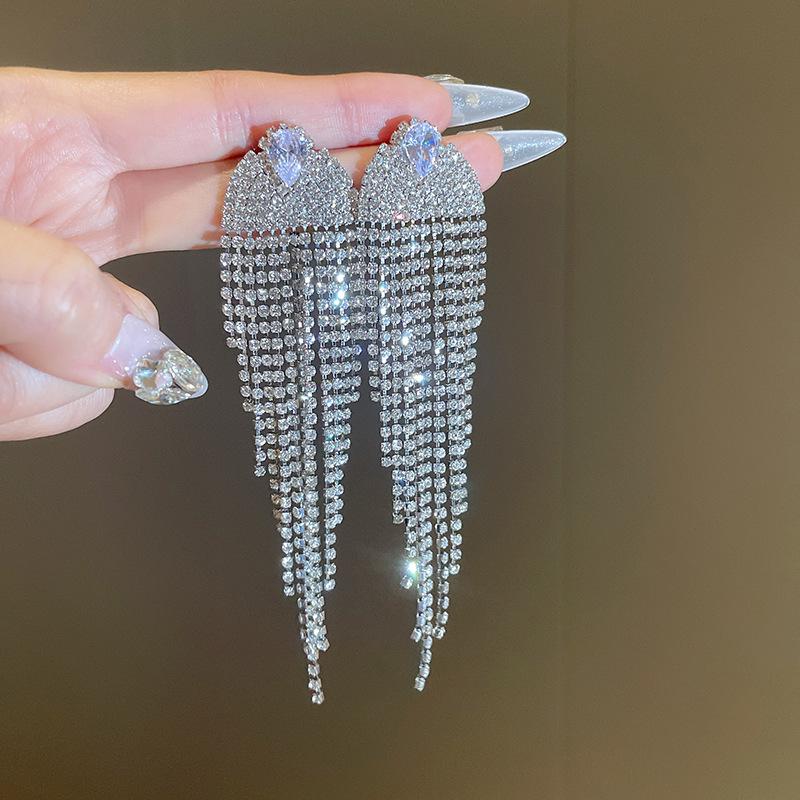 

Серьги с циркониевой бахромой, темпераментная роскошь, высококлассные серьги-пусеты, нишевые изысканные модные универсальные серьги женские