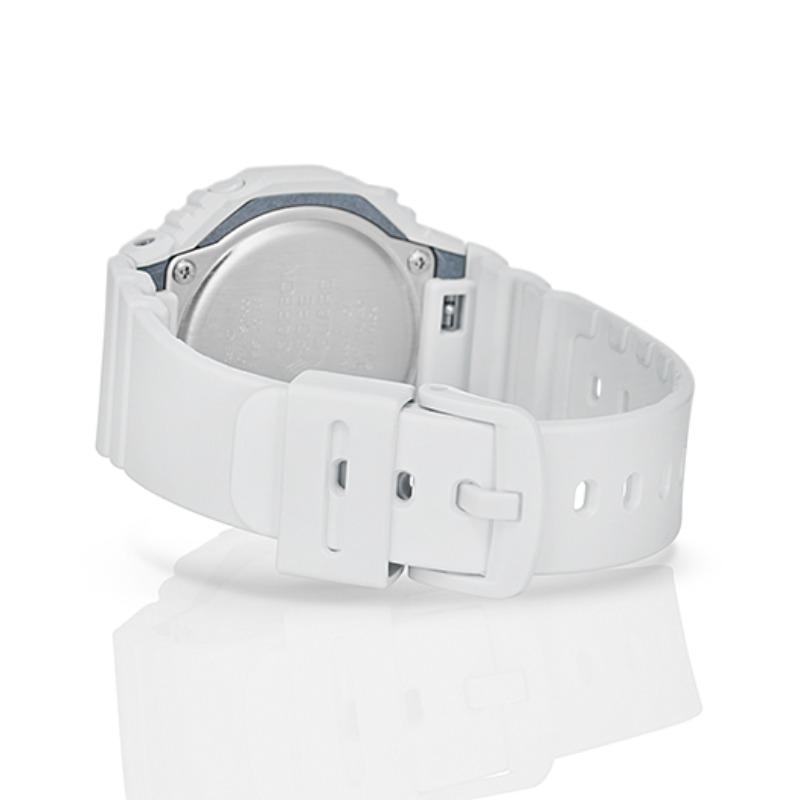 Casio G-SHOCK Men's Resin 200M Water Resistant Analog Shock Resistant Quartz Watch GMA-S2100-7A