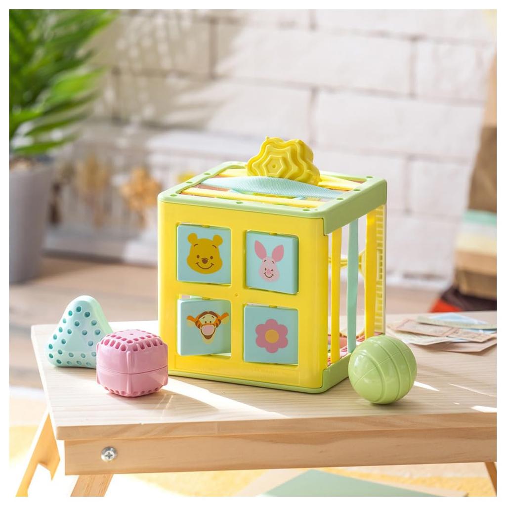 TAKARA TOMY Disney Pull Out and Put String X String Educational Cube Winnie the Pooh In!