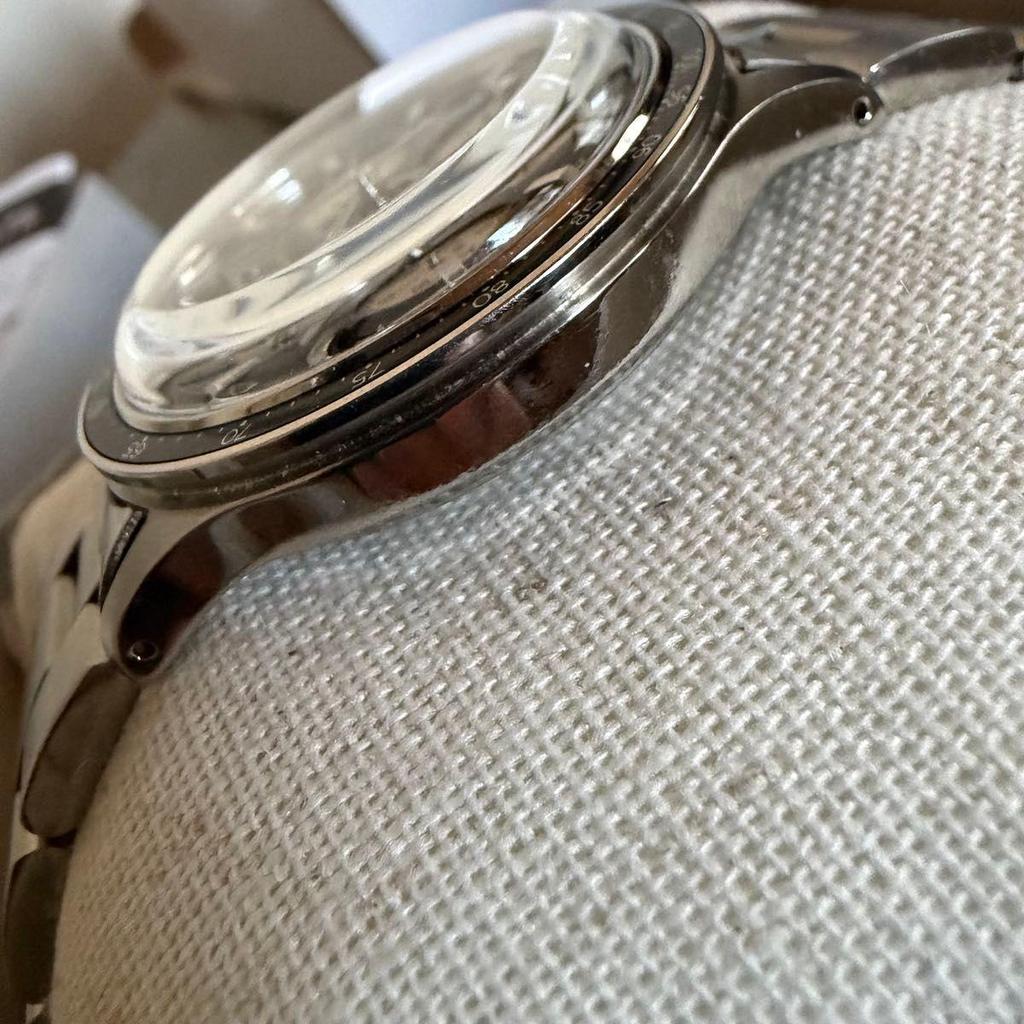 Used Excellent condition, Oyster bracelet custom SEIKO SBTR055 chronograph