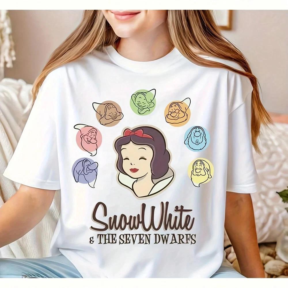 Snow White The Seven Dwarfs TShirt Unisex S