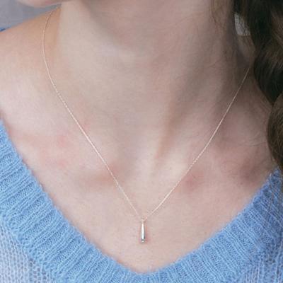 Skim Drop Necklace