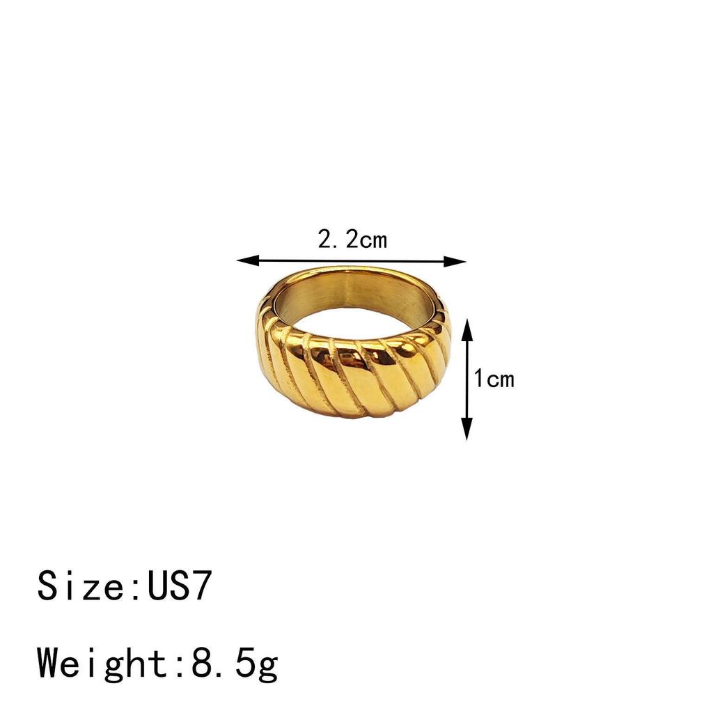 European & American Niche Luxury Croissant Texture Ring - Women's Stainless Steel