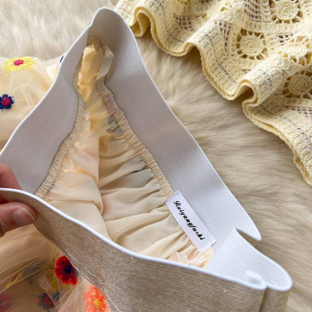 Korean Version Of The Small Fresh Suit Women's Short Hollow Knitted Camisole Outside Wearing Mesh Embroidered Skirt Two-Piece