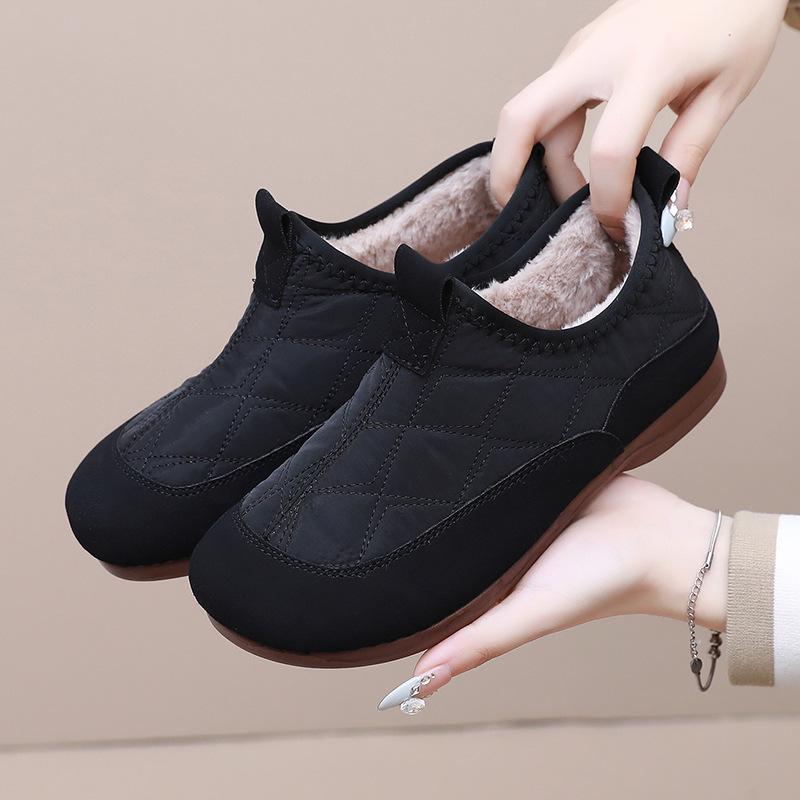 Women's Soft Sole Slip-On Fleece-Lined Warm Beijing Winter Shoes