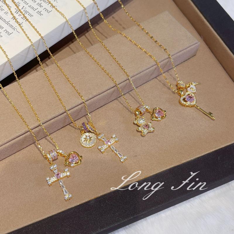 Super Flash Key Cross Bear Necklace Sweet Cool Style Retro Light Luxury Love Collarbone Chain