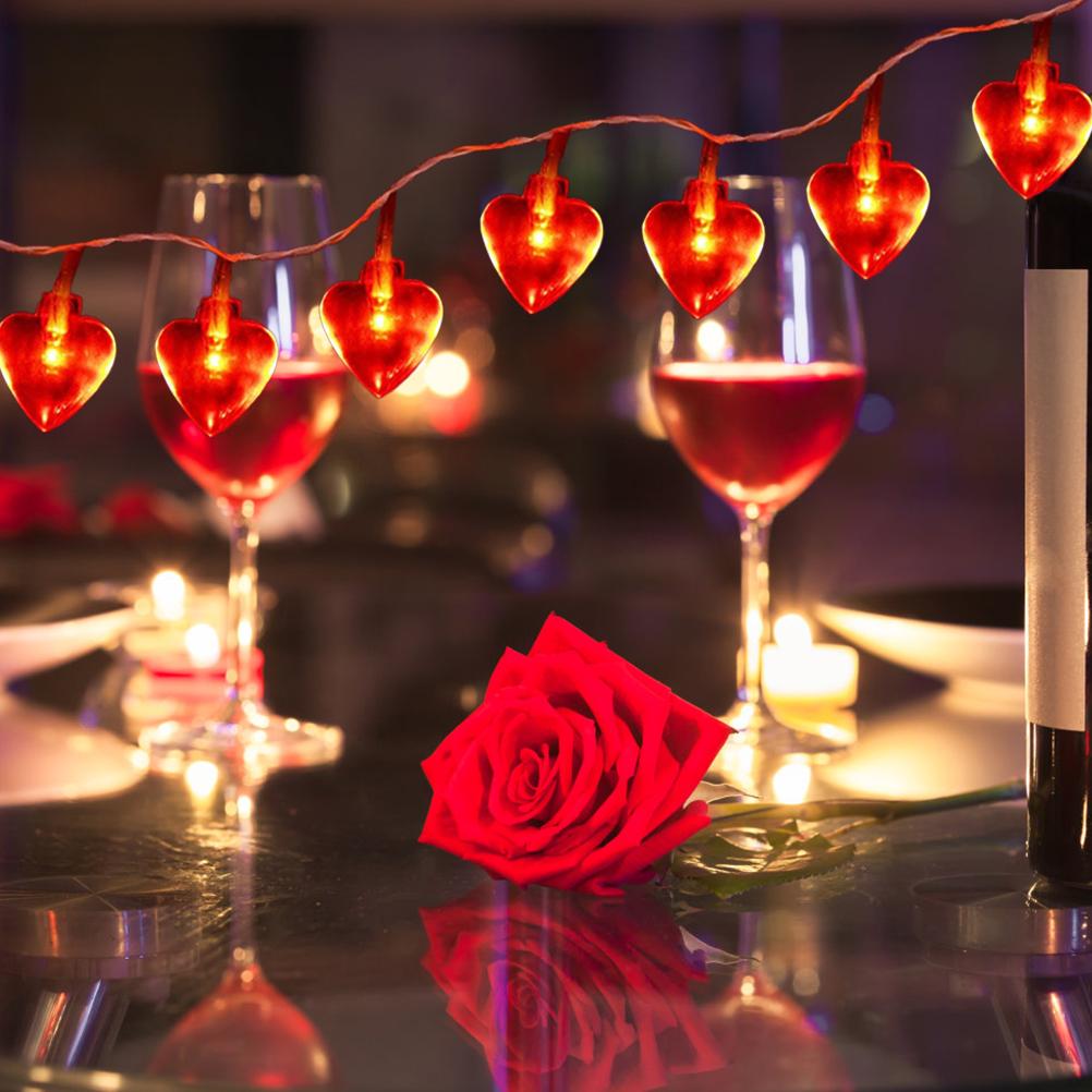 Ghirlandă Luminoasă în Formă de Inimă Iubire 6 Metri 40 Leduri Inimă Iubire Lumini de Valentine pentru Petrecere de Nuntă