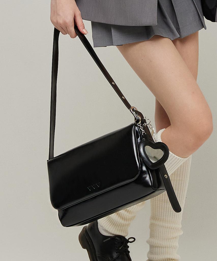 Vvv Heart Mirror Padded Shoulder Crossbody Bag _ Black
