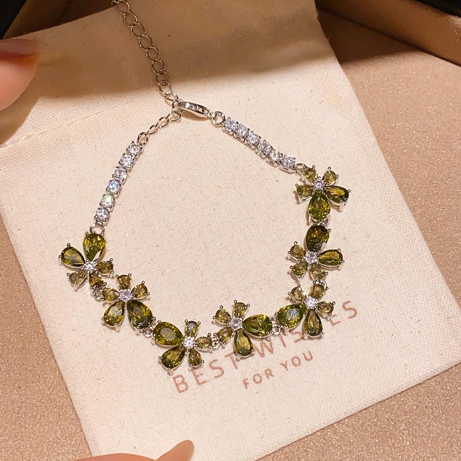 Emerald Fire Zircon Oval Bracelet: Summer Fresh, Versatile, Light Luxury Hand Jewelry