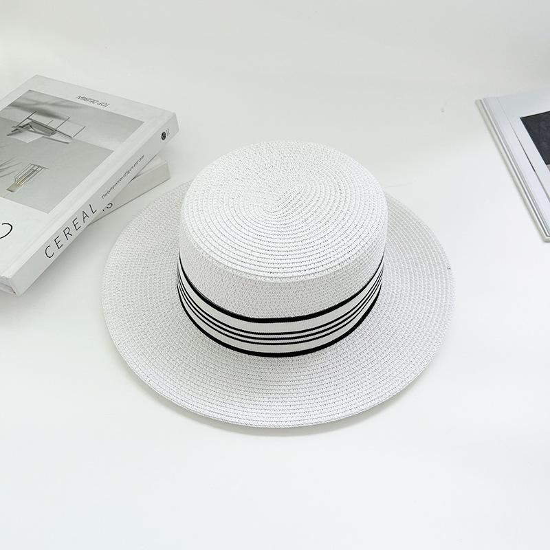 Flacher gestreifter gewebter Strohhut für Damen im Sommer Neu Koreanischer Promi Instagram Neuer Sonnenschutzhut für Urlaub und Ausflug