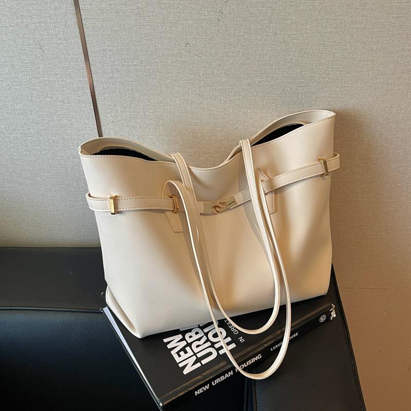 Women Fashion Large Capacity Single Shoulder Underarm Commuter Daily Tote Handbag