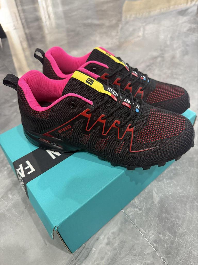 Unisex Trailrunning- & Wanderschuhe: Atmungsaktives Schuhwerk für Übergrößen, für Reisen im Freien