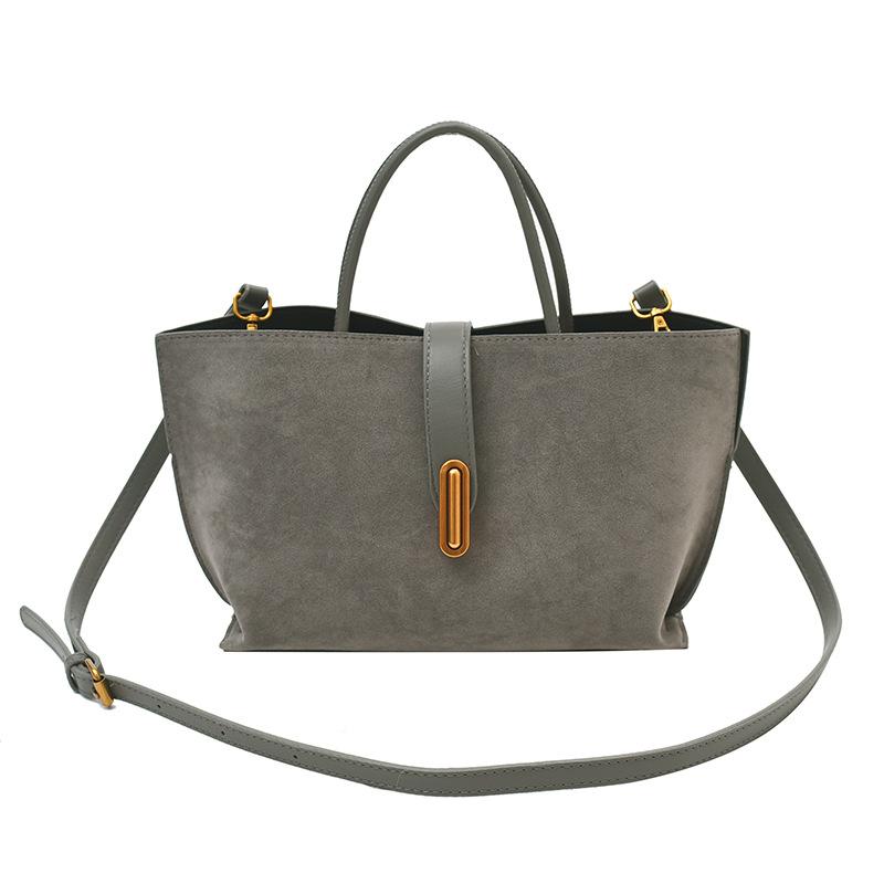 Ladies' Fashionable Vegetable Basket Tote Bag, Large Capacity Commuting Bag, Ladies' High-end Sense, Niche Hand-held Crossbody Bag