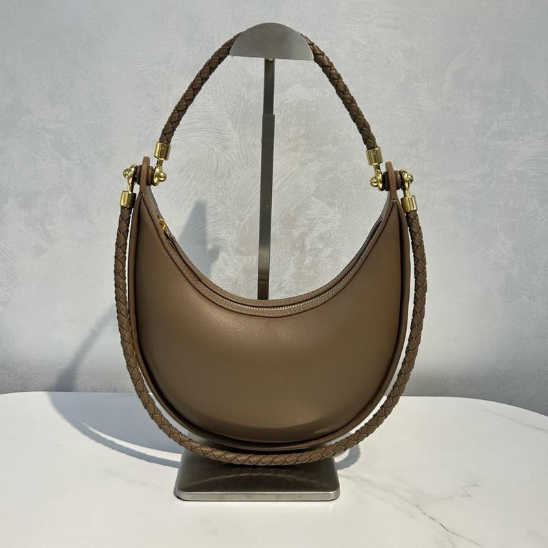Genuine Leather Women's Bag Weaving Handheld Underarm Bag Versatile Crescent Bending Moon Bag Single Shoulder Diagonal Crossing Dumpling Women's Bag