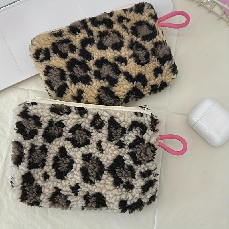 Fashion Plush Love Mouth Red Envelope Cosmetic Bag, Key Coin Wallet with ID Holder, Mixed Color, Hand Washable - Small Makeup Pouch for Students