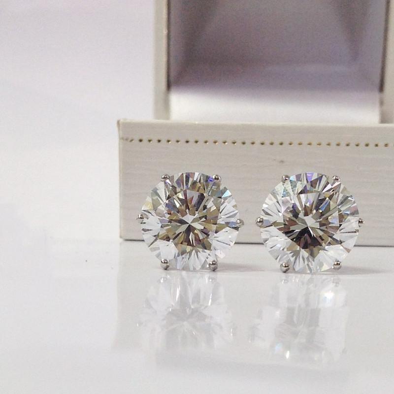 Minimalist Crystal Cubic Zirconia Stud Earrings for Women/Men 6 Claws Design Fashion Earrings Silver Color Hot Jewelry
