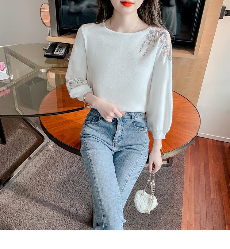 Hollow Knitwear Floral Slimming Pullover for Women - Autumn 2025