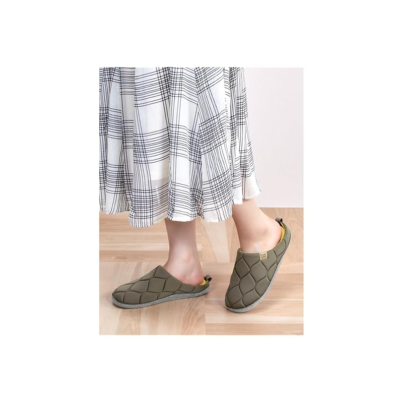 [Pansy] 9264 Indoor Shoes, Room Shoes, Slippers, Women's, Lightweight, Quilted, Size S, Black