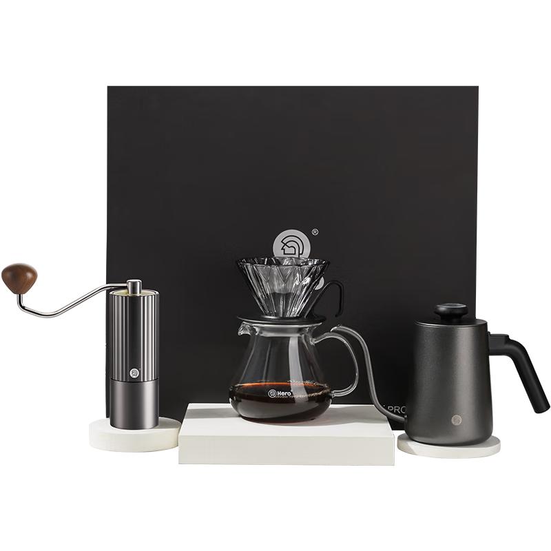 

Hero Pour-Over Coffee Maker Gift Set